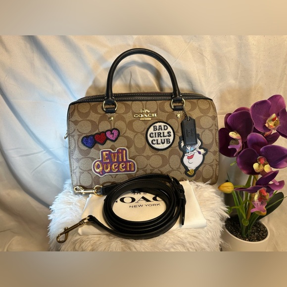 Coach Disney X Villain Bundle Handbag & Wristlet In Signature Canvas W Patches - Picture 2 of 10